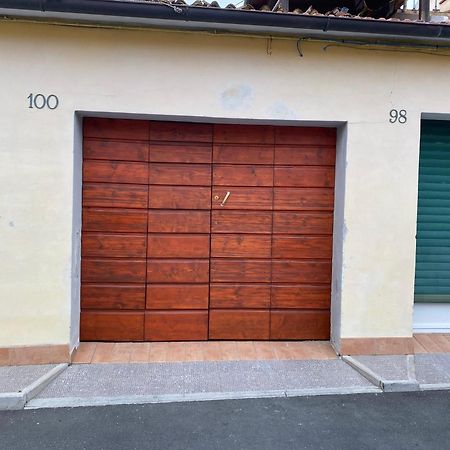 8+8 Appartamento Con Garage Livorno Eksteriør billede